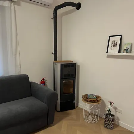 Apartment Bloomhouse -