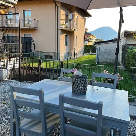 Bloomhouse -